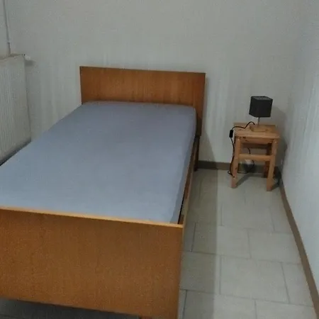 Le De Mayac,16 Rue Du Four A Pain, 24600 France Vakantiehuis *