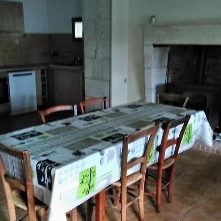 Le Gite De Mayac,16 Rue Du Four A Pain, 24600 Villetoureix France