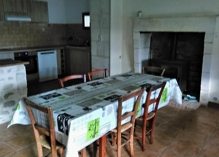 Le Gite De Mayac,16 Rue Du Four A Pain, 24600 Villetoureix France